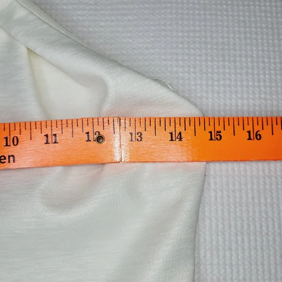 ASTR The Label Dress Mini Women's Large Off-White Halter Romantic Feminine Sexy - Picture 5 of 8